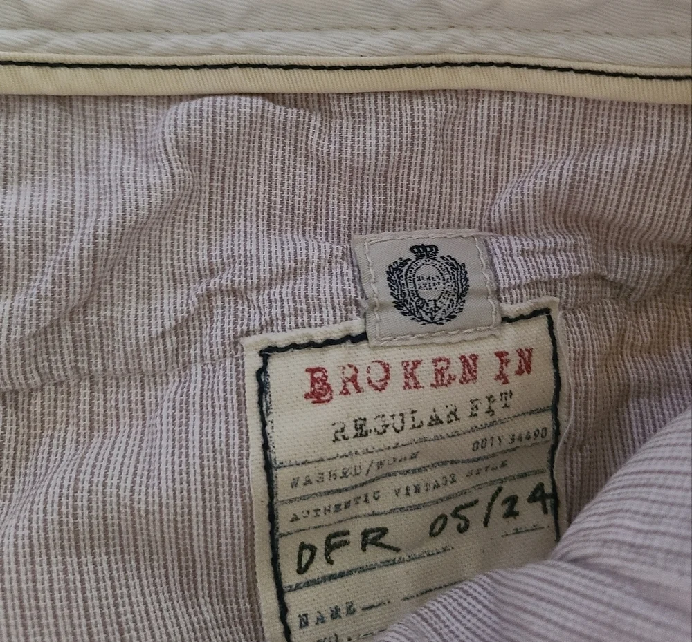J.Crew Broken In Regular Fit Men's Cream Embroidered Anchors Shorts Sz.35